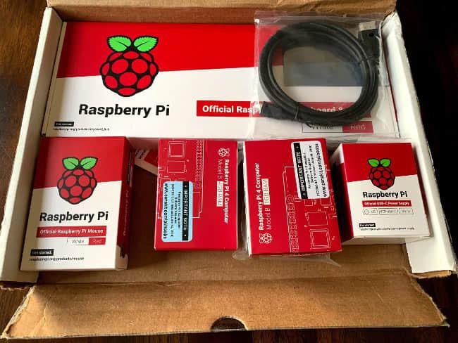 CanaKit's Raspberry Pi 4 Starter Kit and official accessories CanaKit's Raspberry Pi 4 Starter Kit and official accessories