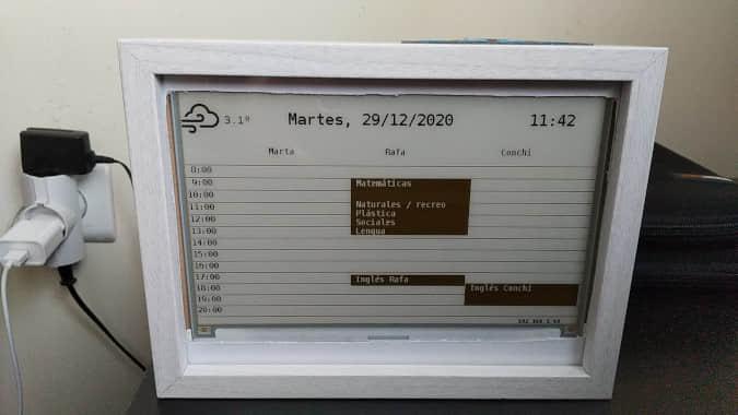 E Ink calendar E Ink calendar