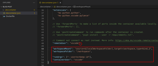 Updated devcontainer.json file 更新后的 devcontainer.json 文件